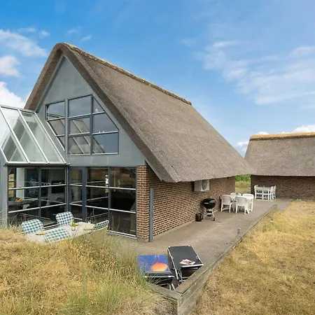 Anselmi - 450m From The Sea By Interhome Feriehus *